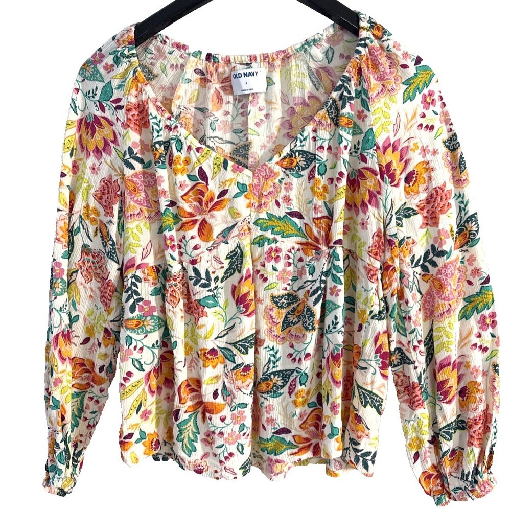 Old Navy Babydoll  90s smocked neck crinkle floral blouse- S - cottagecore boho